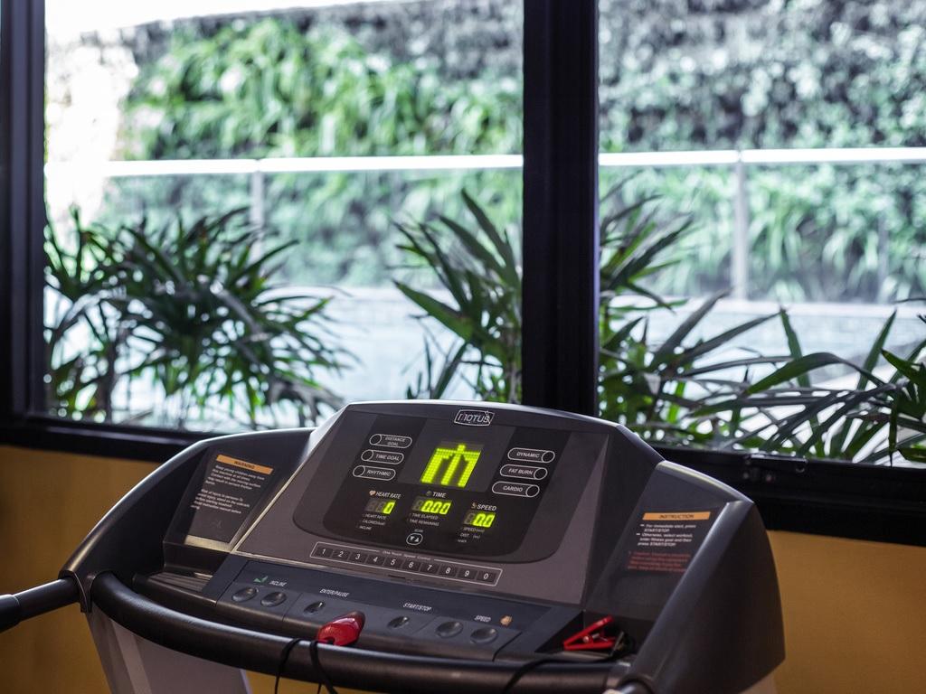 Metropolis Suites Bangkok, Tapestry Collection By Hilton מראה חיצוני תמונה
