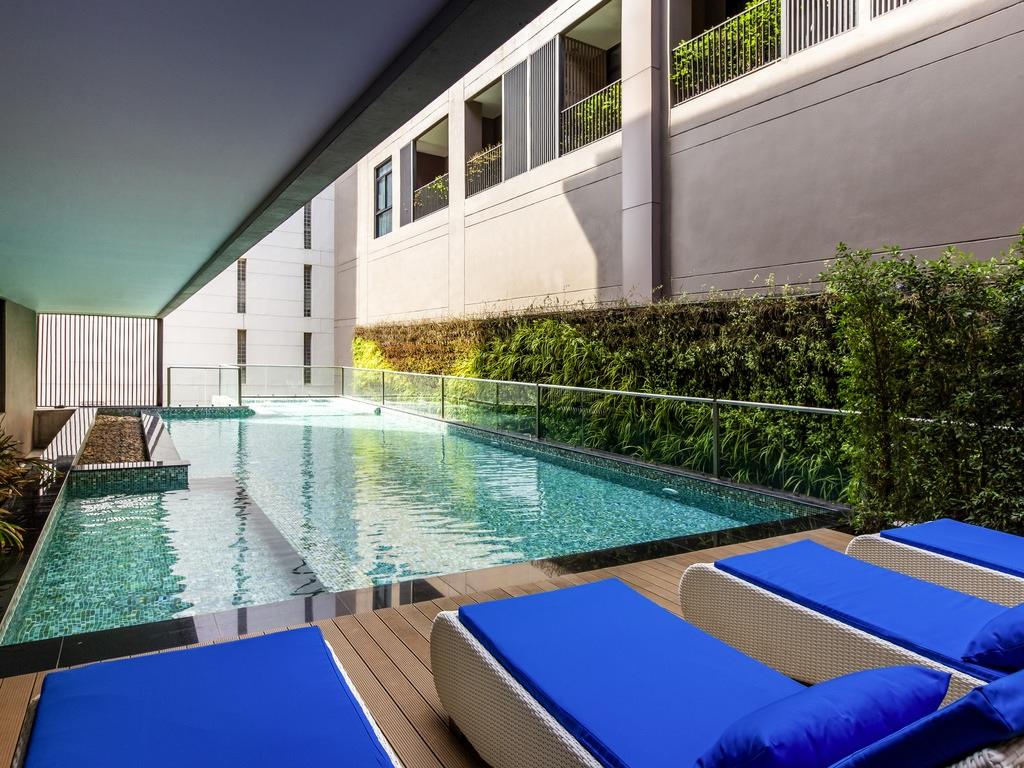 Metropolis Suites Bangkok, Tapestry Collection By Hilton מראה חיצוני תמונה