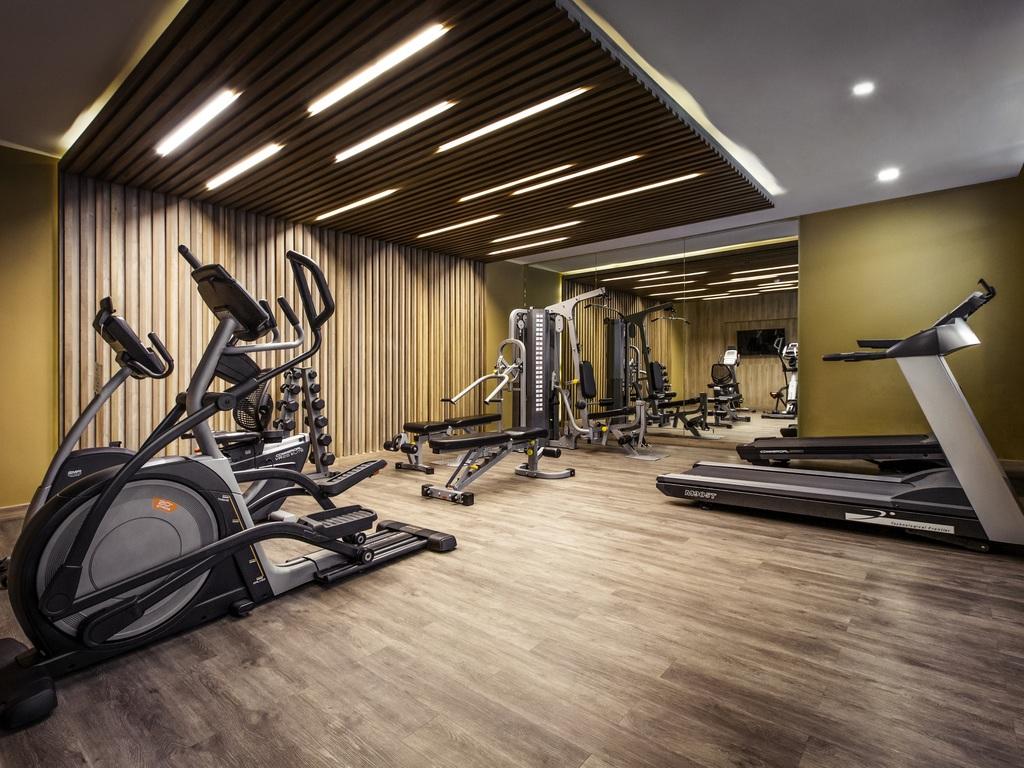 Metropolis Suites Bangkok, Tapestry Collection By Hilton מראה חיצוני תמונה
