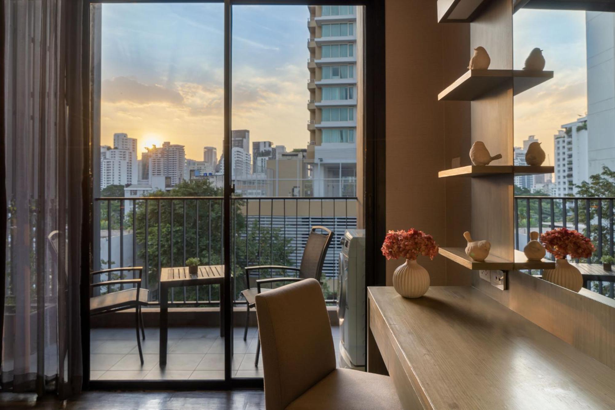 Metropolis Suites Bangkok, Tapestry Collection By Hilton מראה חיצוני תמונה