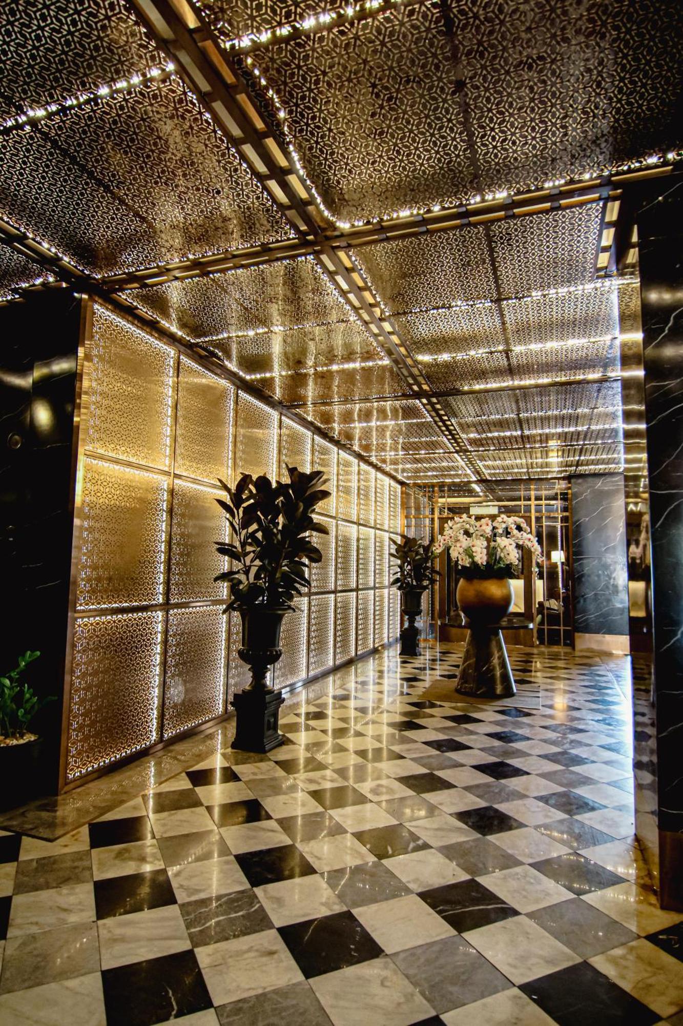 Metropolis Suites Bangkok, Tapestry Collection By Hilton מראה חיצוני תמונה