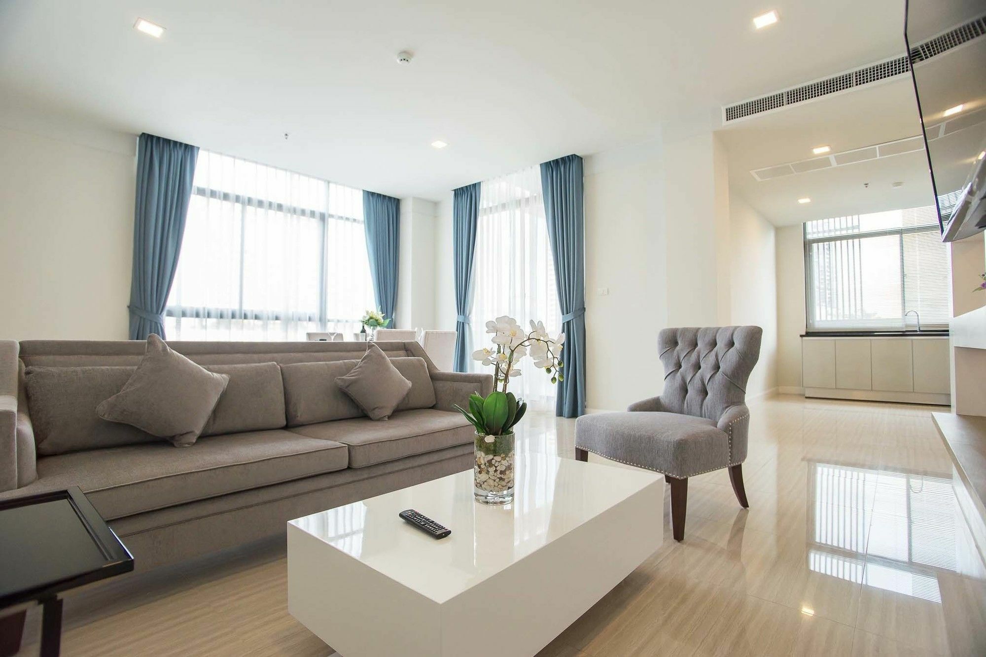 Metropolis Suites Bangkok, Tapestry Collection By Hilton מראה חיצוני תמונה