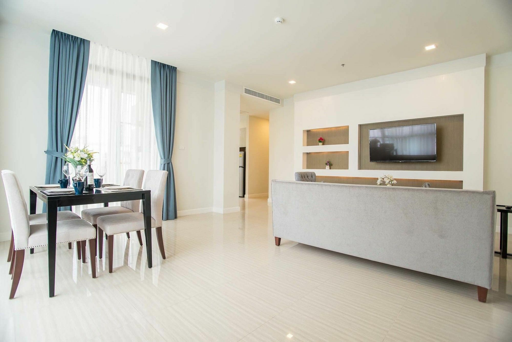 Metropolis Suites Bangkok, Tapestry Collection By Hilton מראה חיצוני תמונה