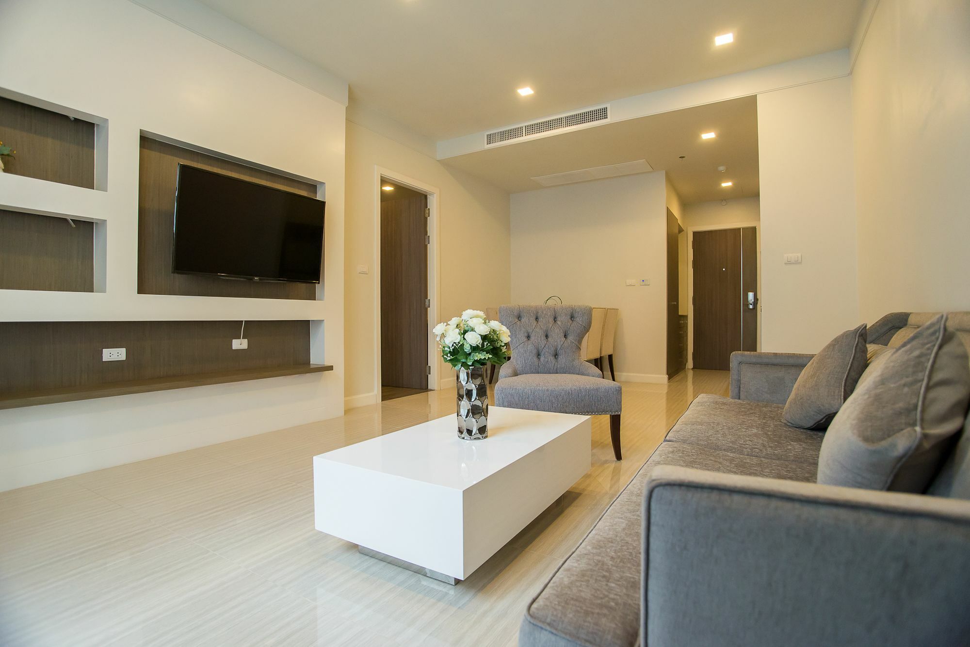 Metropolis Suites Bangkok, Tapestry Collection By Hilton מראה חיצוני תמונה
